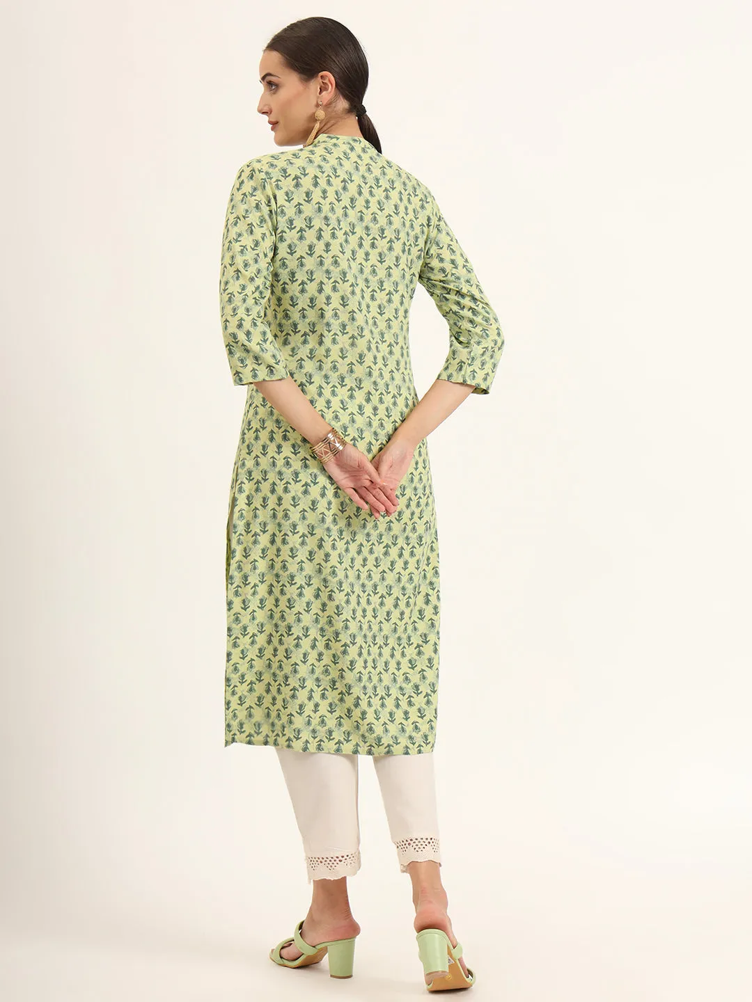 Divena Green Floral Print Pure Cotton Straight Kurta