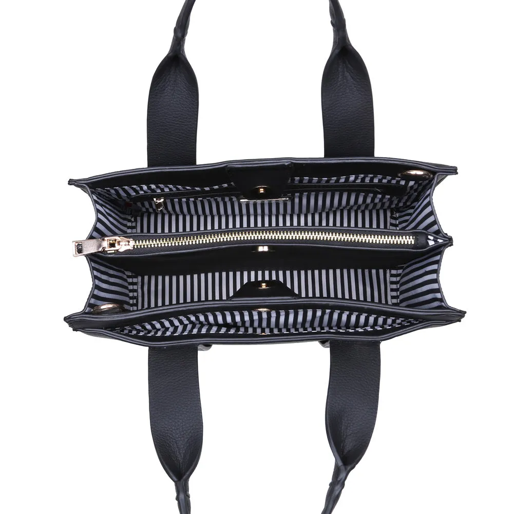 Kelly Satchel