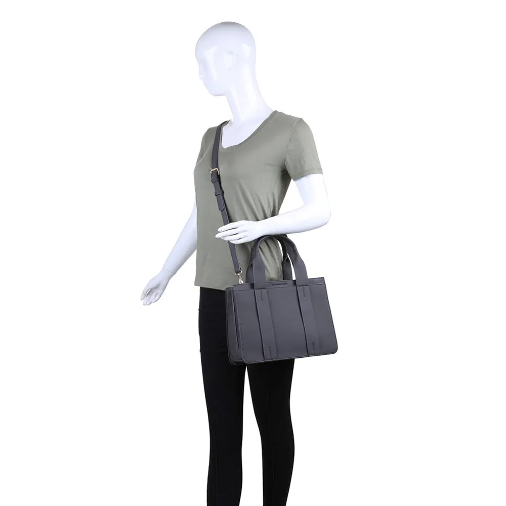 Kelly Satchel