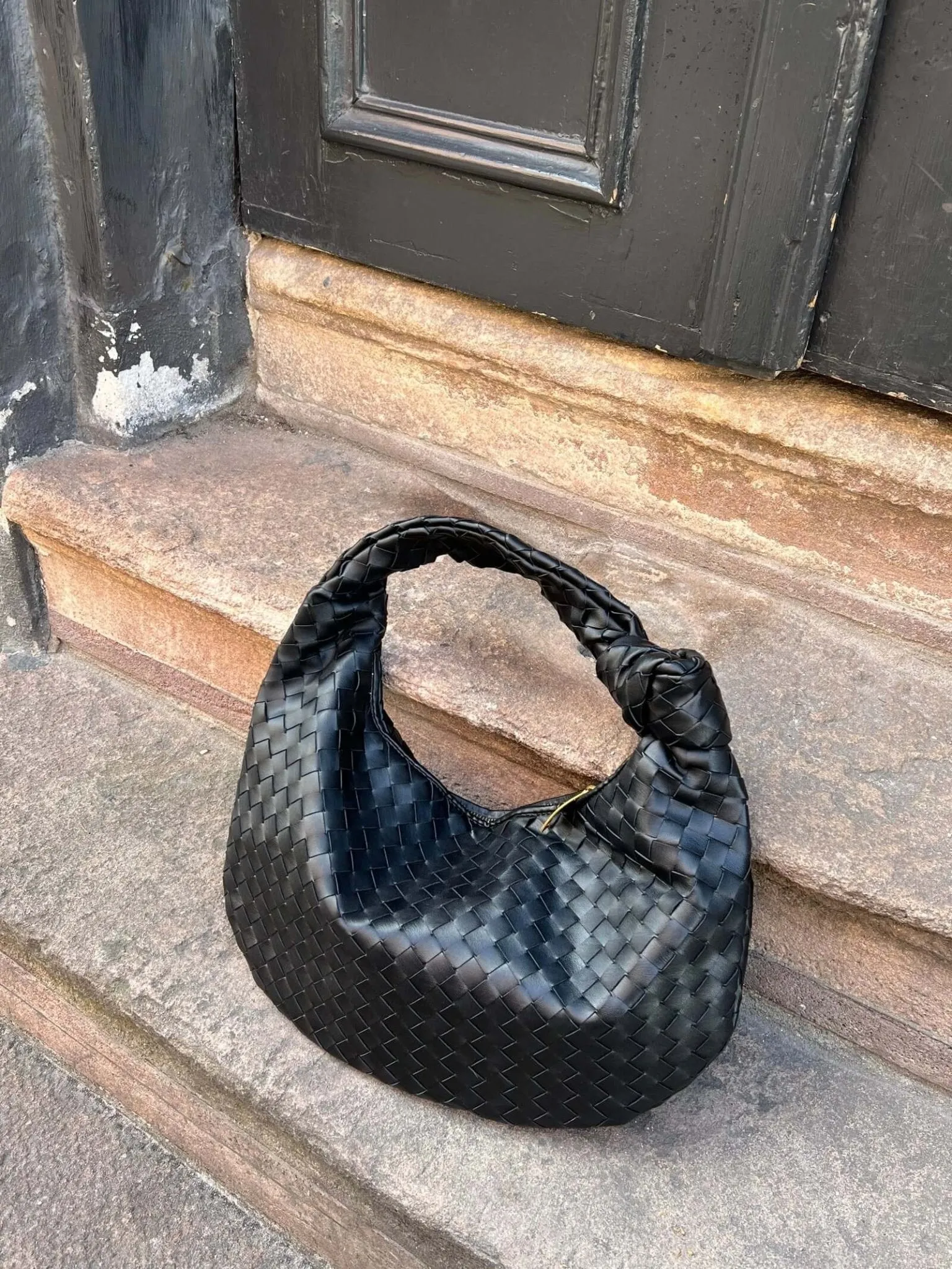 Piper | Compact Woven Handbag with Knot Handle | Medium size