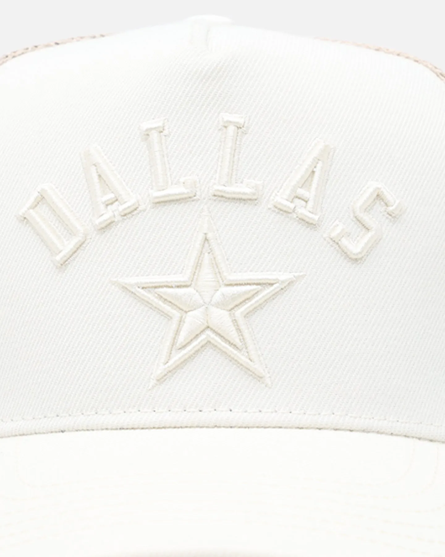 Pro Standard Dallas Cowboys Pinch Front Trucker Snapback Eggshell