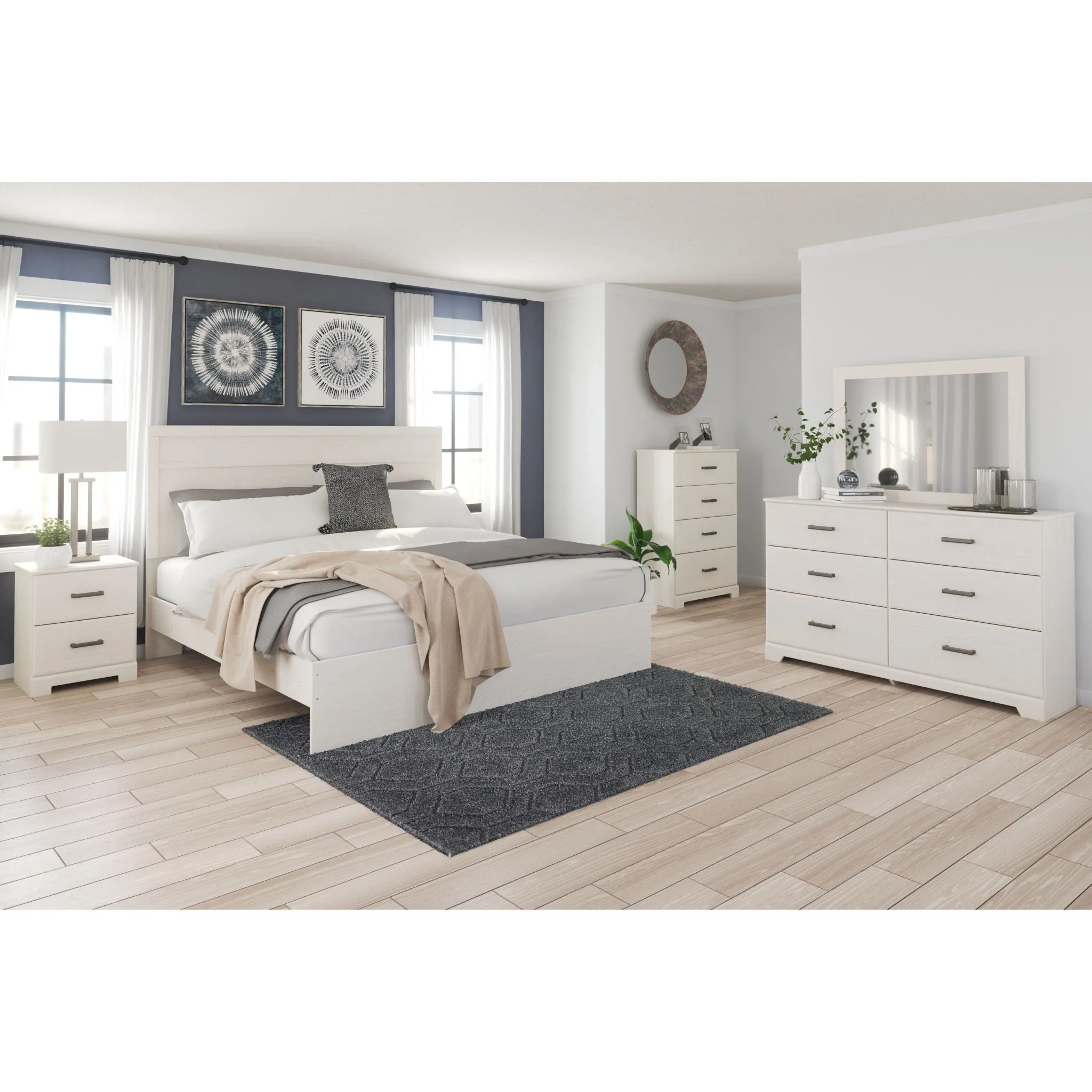 Stelsie Panel Bed