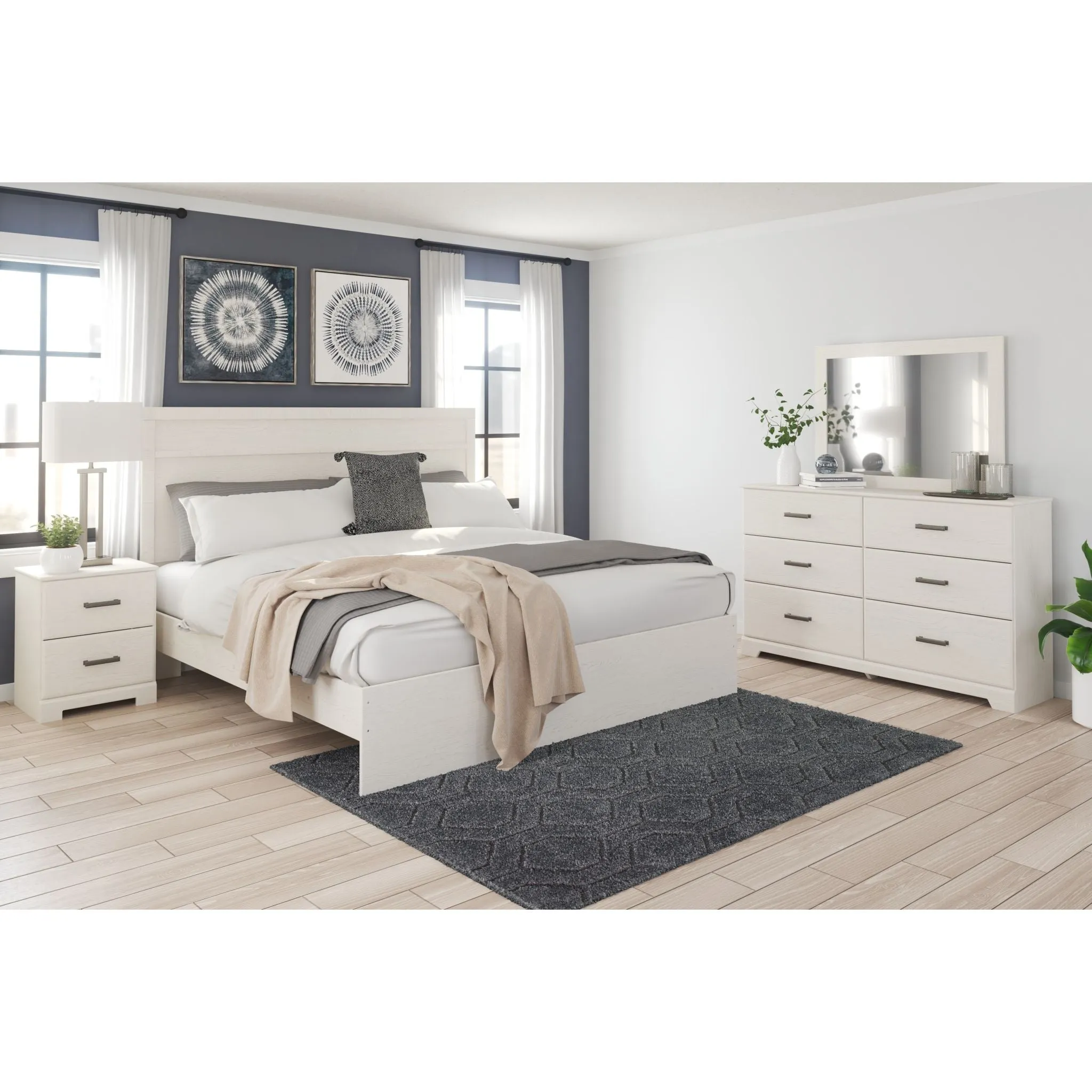 Stelsie Panel Bed